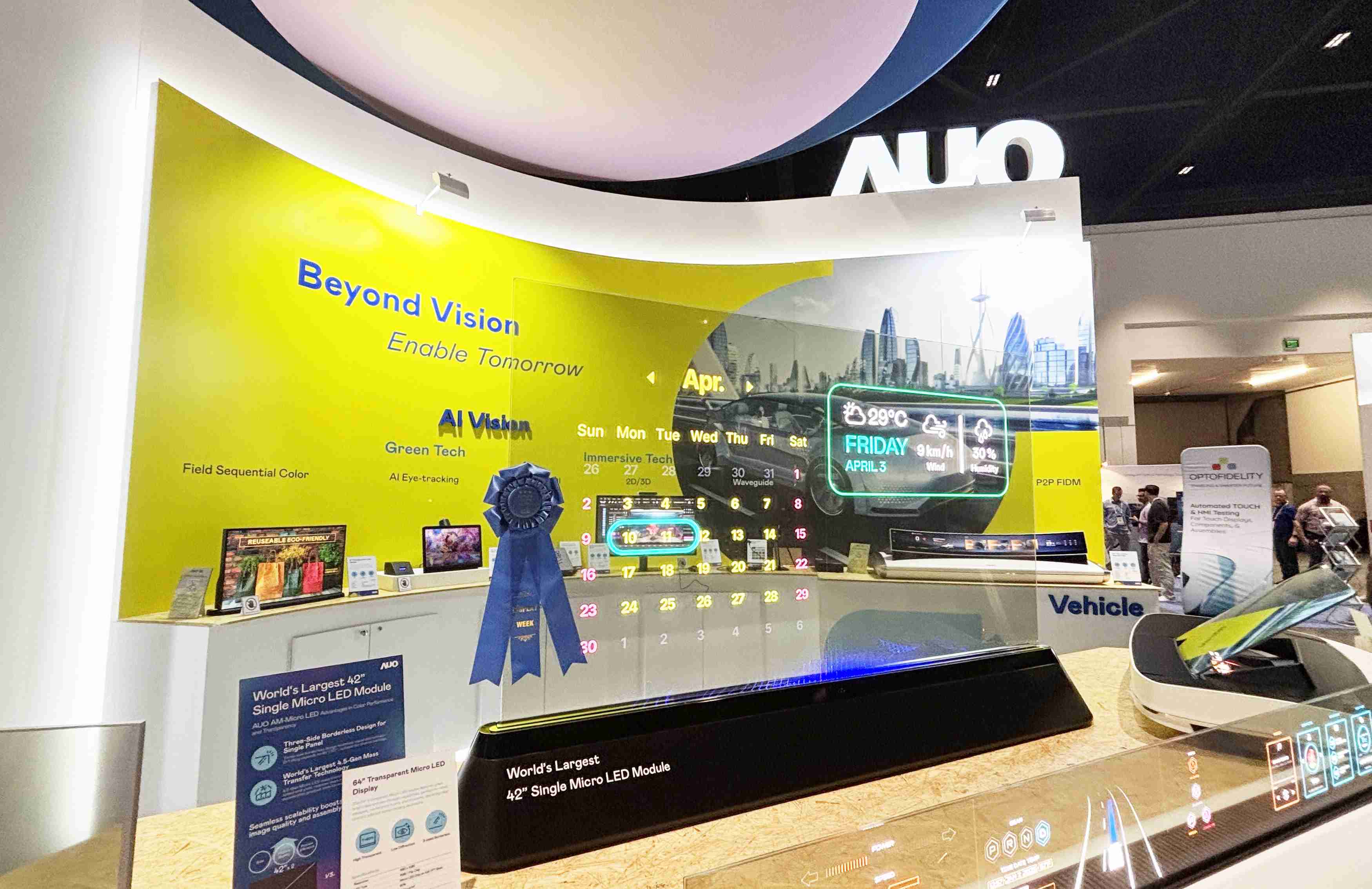 z6mg·人生就是博64吋透明Micro LED显示器获〝最佳Micro LED技术应用奖〞，，其绝妙的透明穿透特性，，，同时具备1,000 nits的高亮度表现，，并透过精细的无缝拼接延伸，，可依需求灵活应用于多元场域，，，，展现出Micro LED显示技术划时空的无限潜力